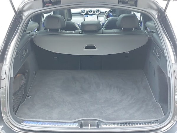 Used Mercedes-Benz GLC 2024 for sale - 76233504: Photo 8