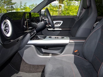 Used Mercedes-Benz GLB 2026 for sale - 78560283: Photo