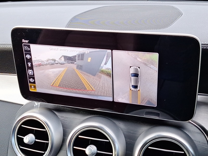 Used Mercedes-Benz C Class 2019 for sale - 76687700: Photo 11