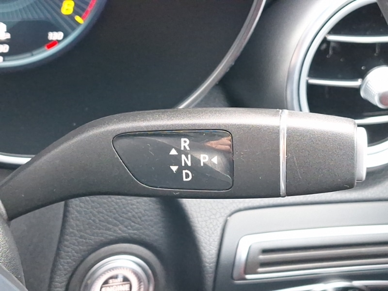 Used Mercedes-Benz C Class 2019 for sale - 76687700: Photo 19