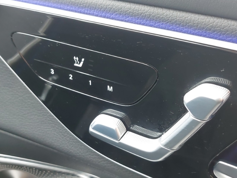 Used Mercedes-Benz GLC 2023 for sale - 76058823: Photo 18