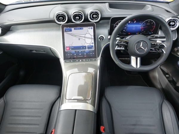 Used Mercedes-Benz GLC 2023 for sale - 76058823: Photo 2