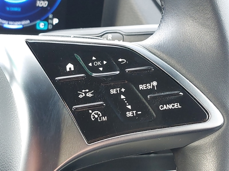 Used Mercedes-Benz EQA 2023 for sale - 76208421: Photo 17