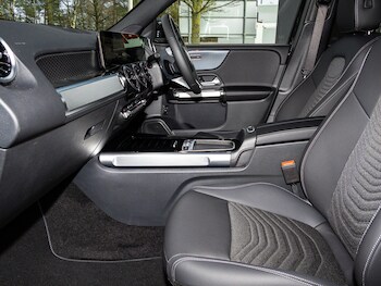 Used Mercedes-Benz GLB 2025 for sale - 77722020: Photo