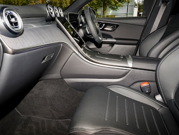 Used Mercedes-Benz GLC 2023 for sale - 76951899: Photo