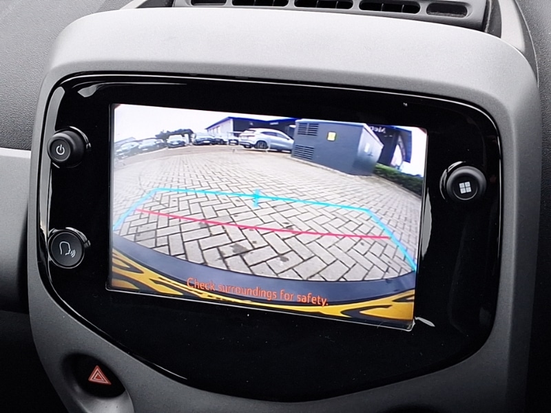 Used Toyota AYGO 2019 for sale - 77983143: Photo 11