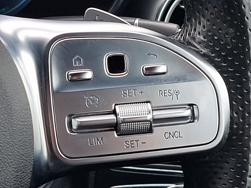 Used Mercedes-Benz C Class 2019 for sale - 78032908: Photo 17