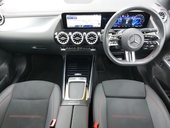 Used Mercedes-Benz EQA 2024 for sale - 76204854: Photo 2
