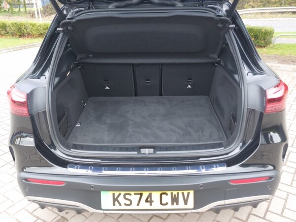 Used Mercedes-Benz EQA 2024 for sale - 76204854: Photo 8