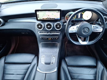 Used Mercedes-Benz GLC 2019 for sale - 77265248: Photo