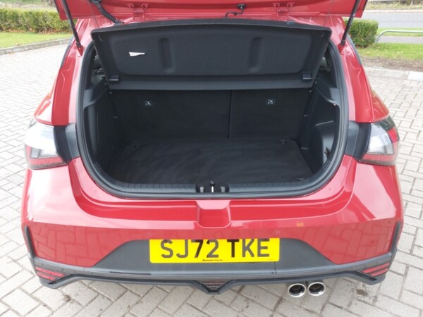 Used Hyundai i20 2022 for sale - 76188100: Photo 8