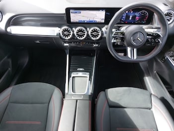 Used Mercedes-Benz GLB 2024 for sale - 75844369: Photo