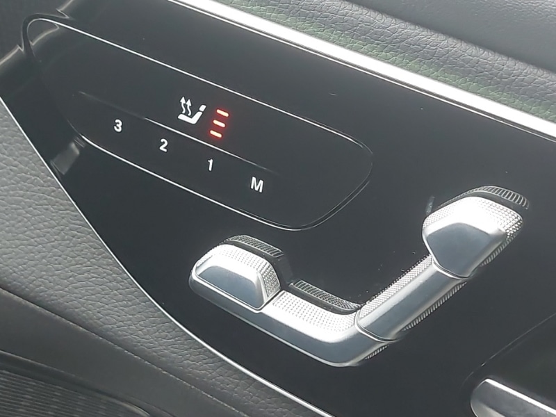 Used Mercedes-Benz GLC 2023 for sale - 76795291: Photo 17