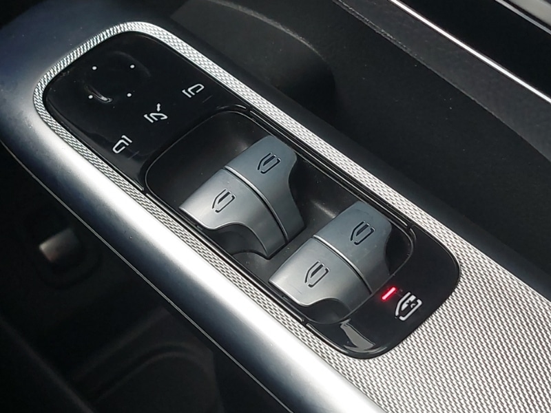 Used Mercedes-Benz GLC 2023 for sale - 76795291: Photo 18