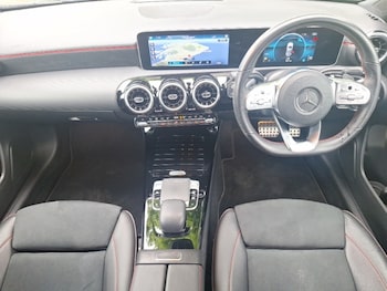 Used Mercedes-Benz 200 2019 for sale - 78827390: Photo