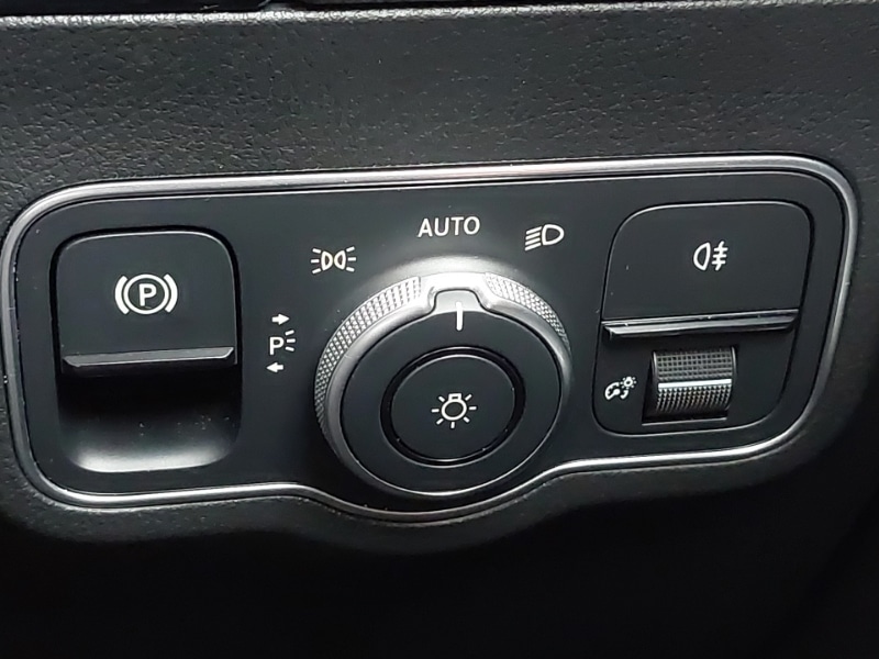 Used Mercedes-Benz GLA 2024 for sale - 76893721: Photo 18