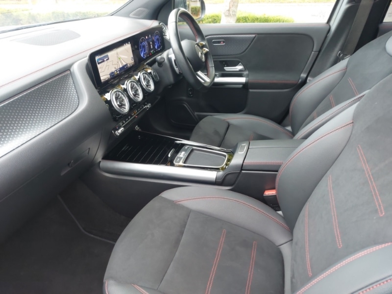 Used Mercedes-Benz EQA 2024 for sale - 76254790: Photo 5