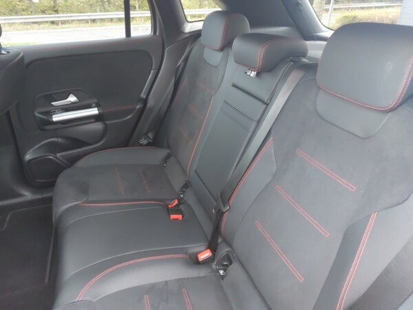 Used Mercedes-Benz EQA 2024 for sale - 76254790: Photo 6