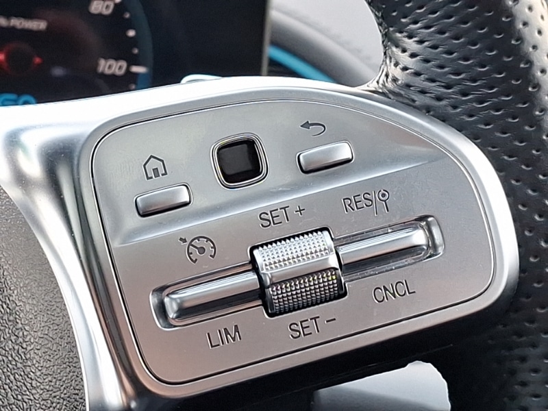 Used Mercedes-Benz EQC 2023 for sale - 77751371: Photo 17