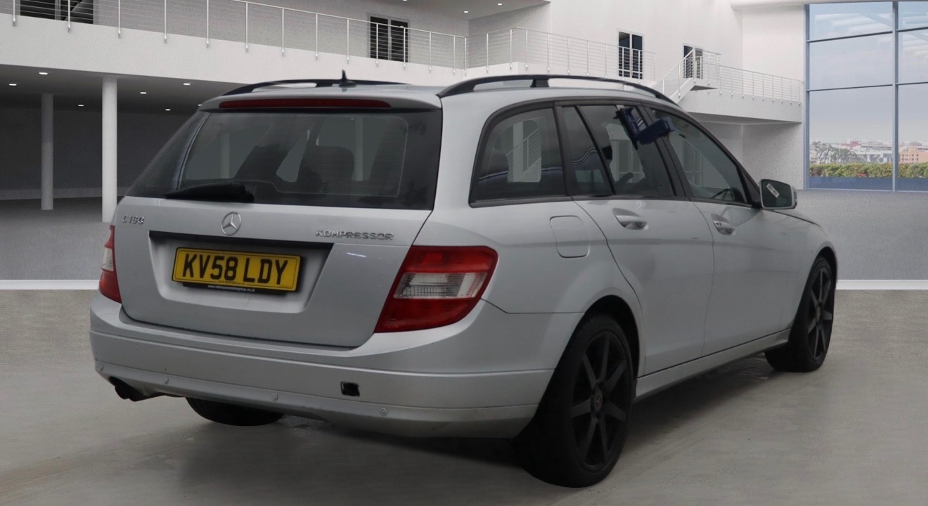 Used Mercedes-Benz C Class 2008 for sale - 77564574: Photo 5