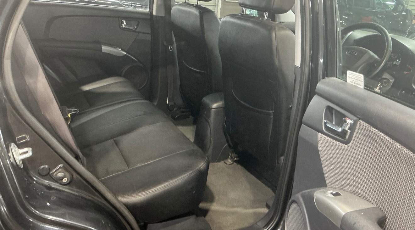 Used Kia Sportage 2010 for sale - 77555638: Photo 8