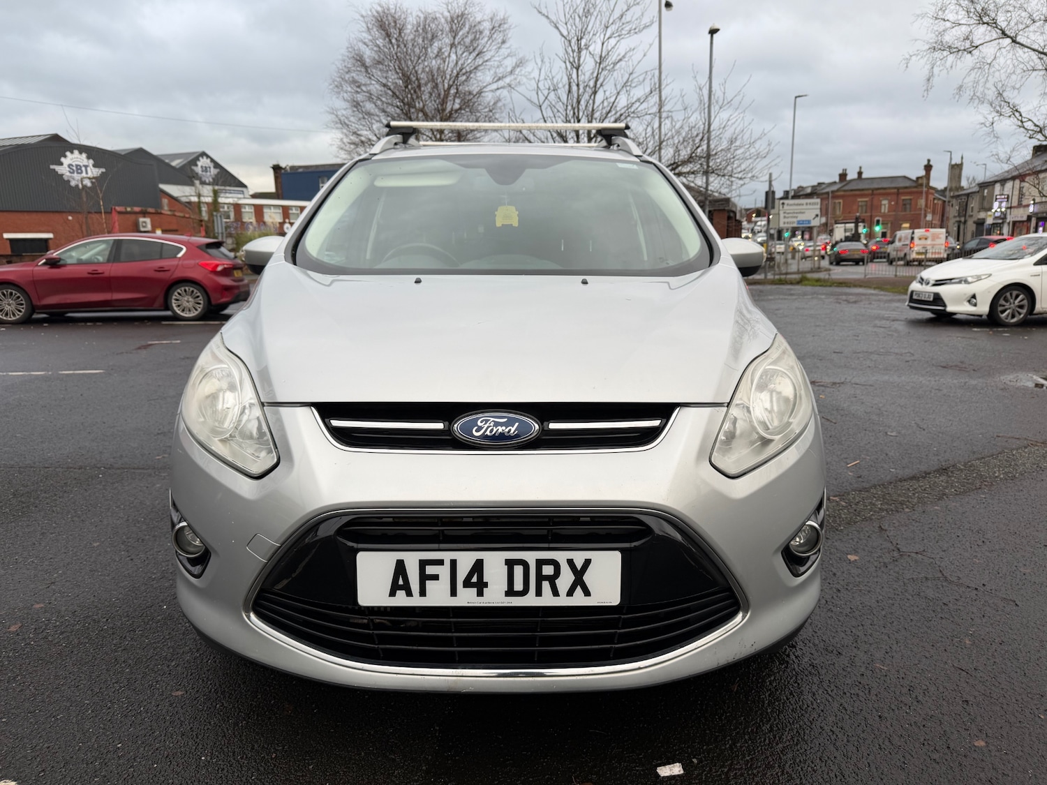 Used Ford Grand C-Max 2014 for sale - 76969918: Photo 2