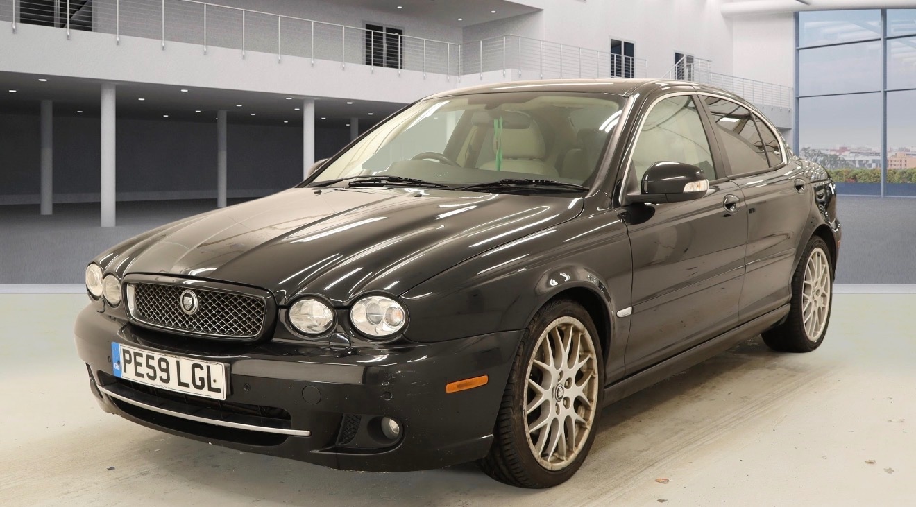 Used Jaguar X-Type 2009 for sale - 77889917: Photo 2