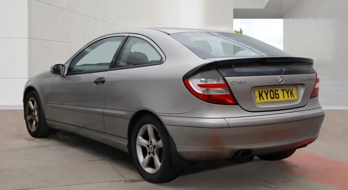 Used Mercedes-Benz C Class 2006 for sale - 78095511: Photo 4