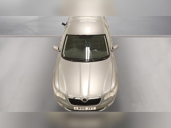 Used Skoda Superb 2009 for sale - 79038746: Photo