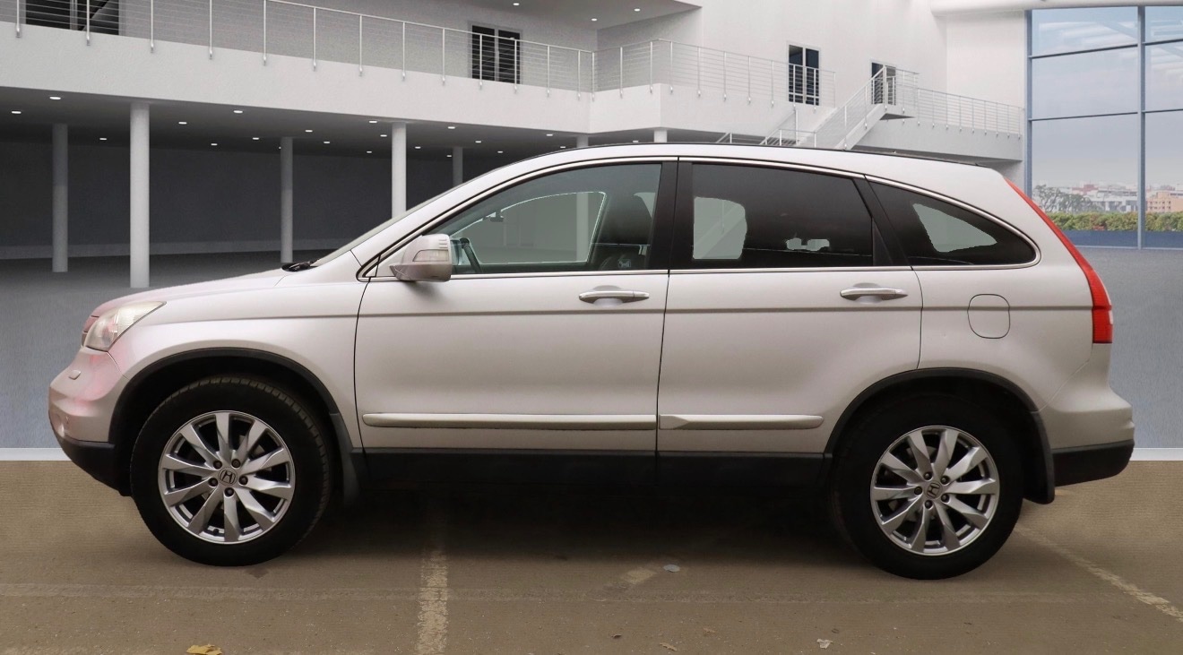 Used Honda CR-V 2010 for sale - 76667537: Photo 3