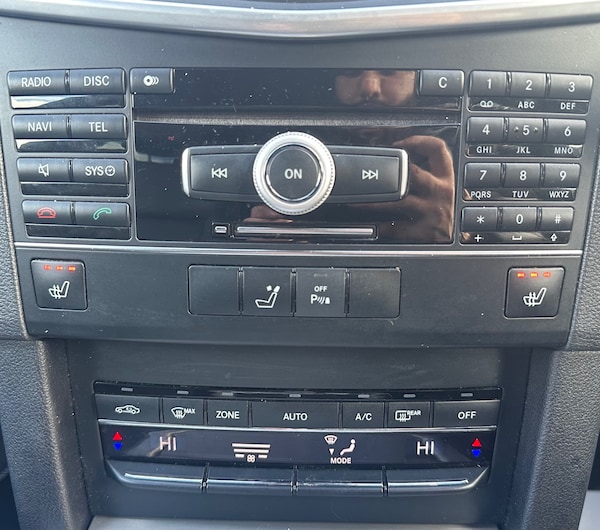 Used Mercedes-Benz E-Class 2011 for sale - 73437024: Photo 20