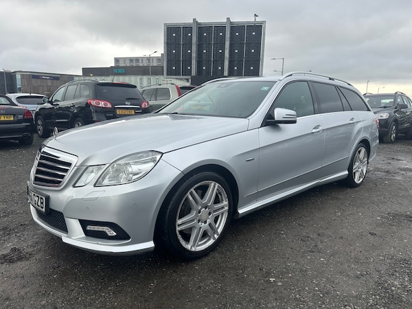 Used Mercedes-Benz E-Class 2011 for sale - 73437024: Photo 3
