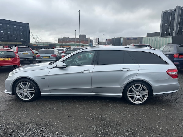 Used Mercedes-Benz E-Class 2011 for sale - 73437024: Photo 4