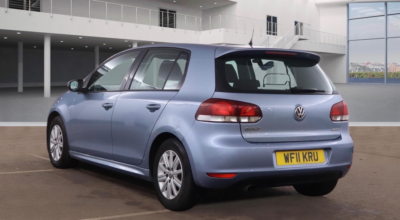 Used Volkswagen Golf 2011 for sale - 77073344: Photo 4