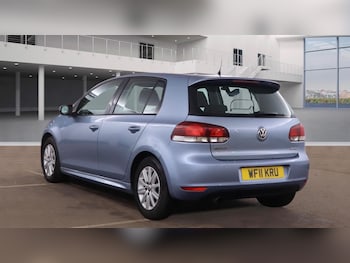 Used Volkswagen Golf 2011 for sale - 77073344: Photo