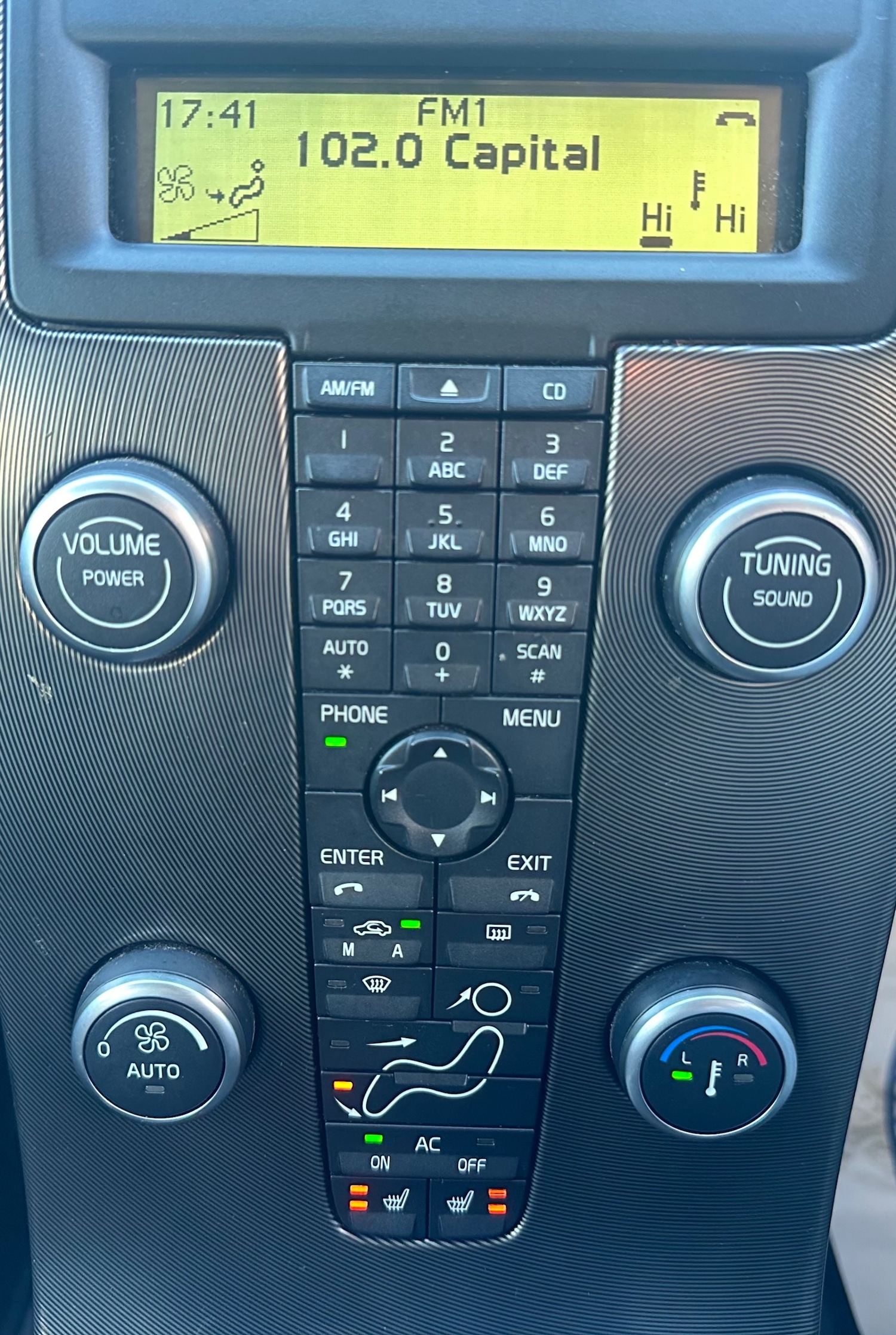 Used Volvo V50 2010 for sale - 76020156: Photo 18