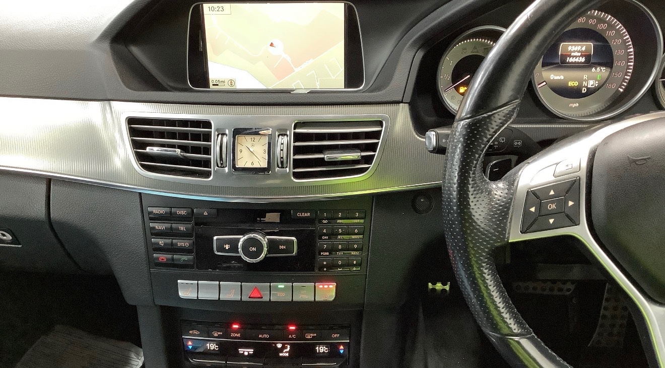 Used Mercedes-Benz E Class 2013 for sale - 76666309: Photo 11