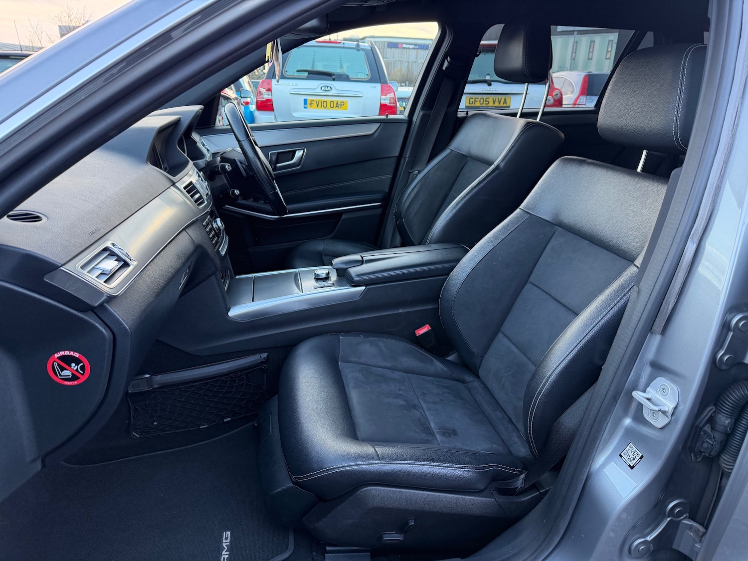 Used Mercedes-Benz E Class 2013 for sale - 76666309: Photo 14