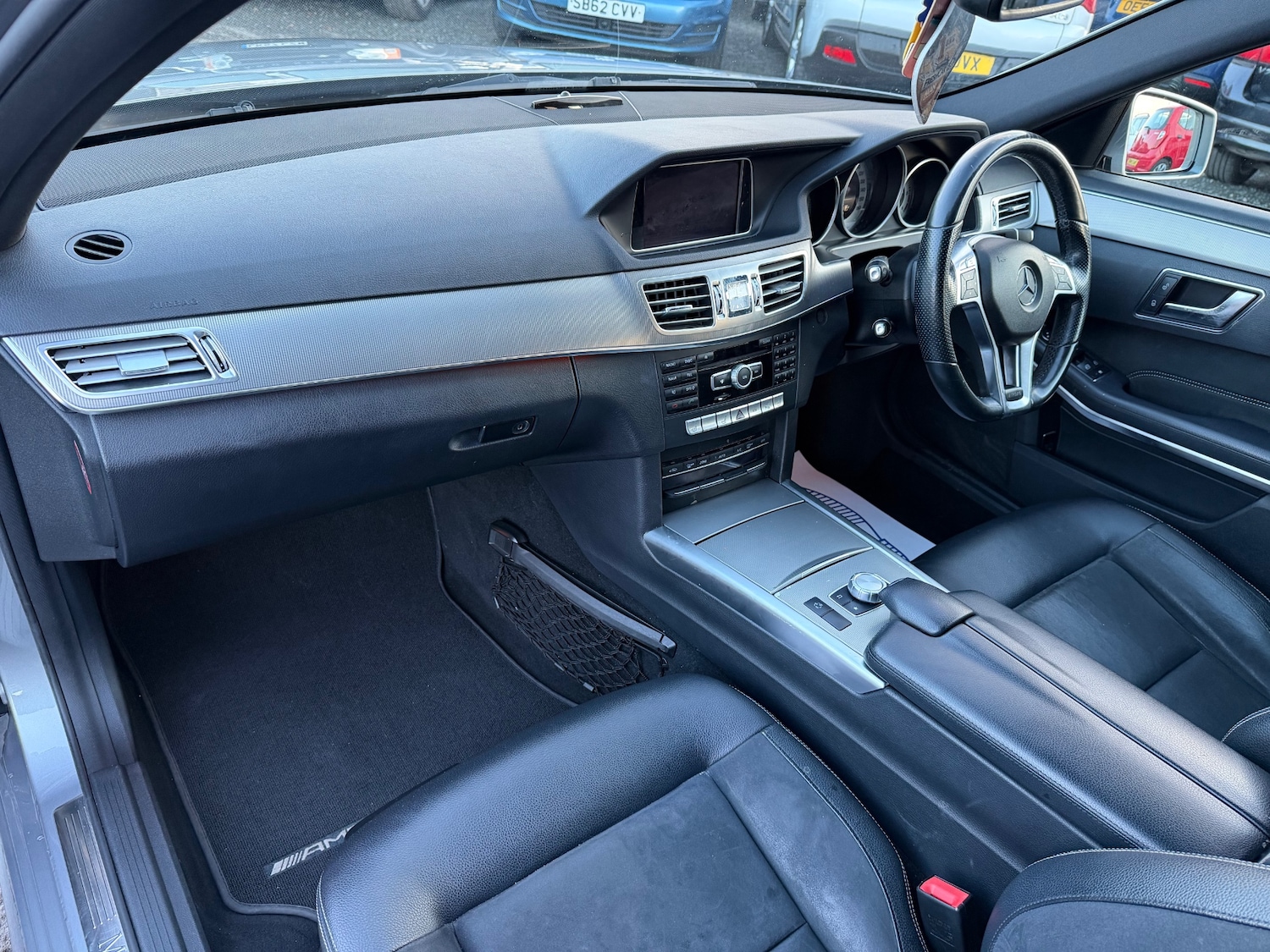 Used Mercedes-Benz E Class 2013 for sale - 76666309: Photo 15