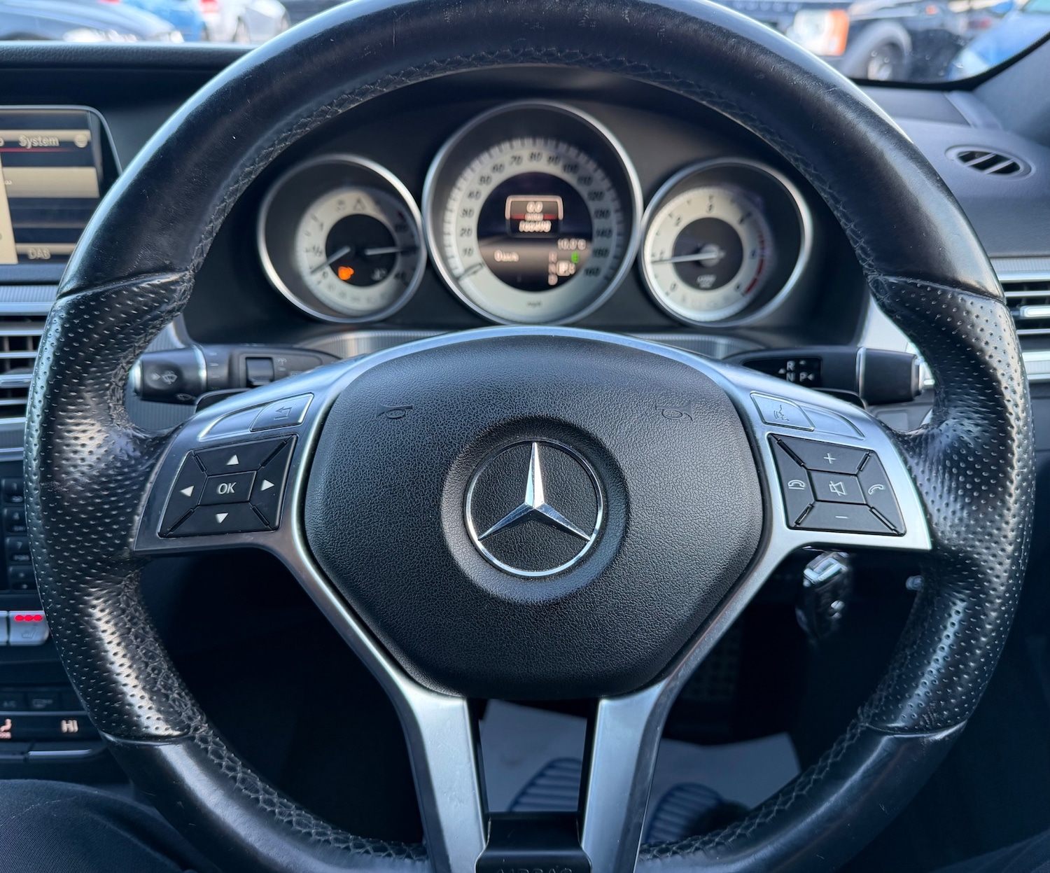 Used Mercedes-Benz E Class 2013 for sale - 76666309: Photo 20