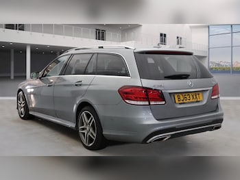 Used Mercedes-Benz E Class 2013 for sale - 76666309: Photo