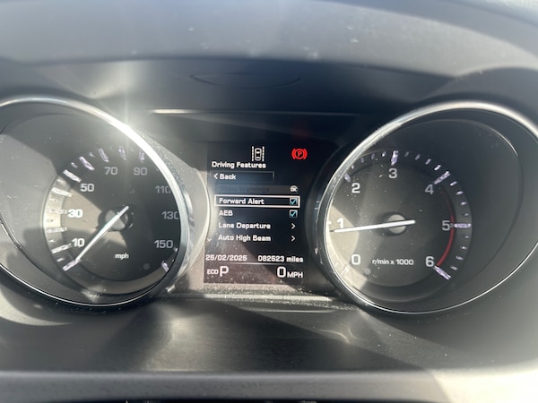Used Land Rover Discovery Sport 2015 for sale - 73722732: Photo 17