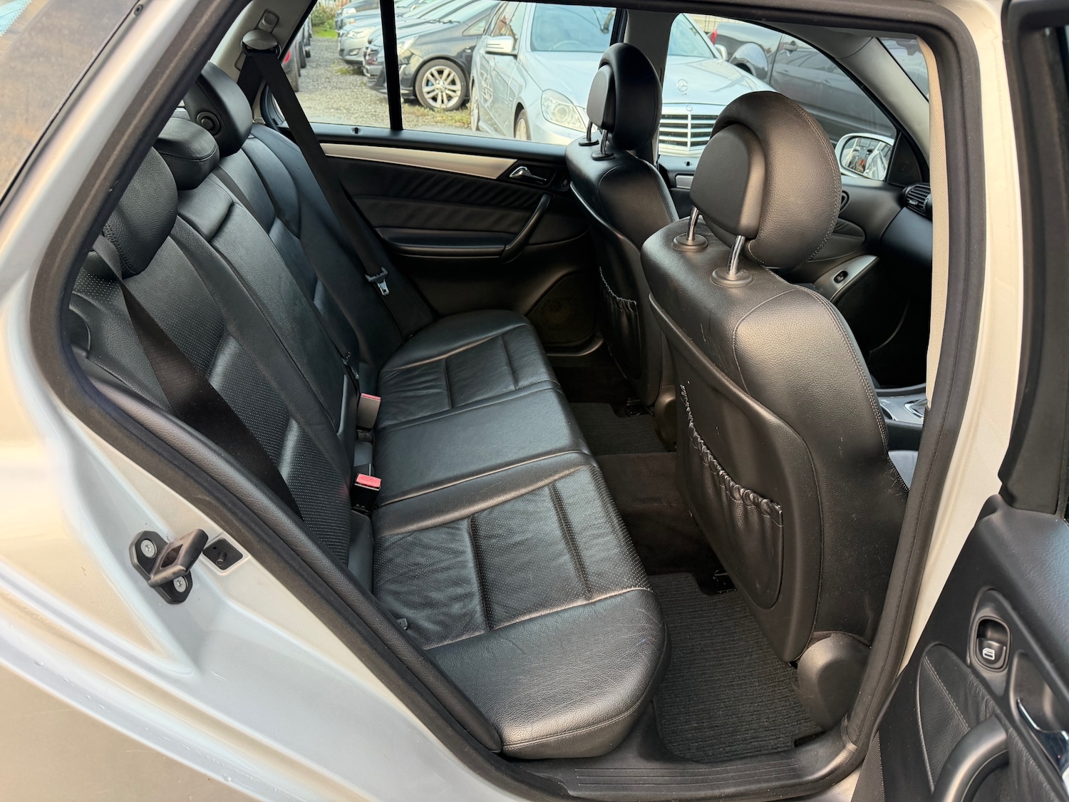 Used Mercedes-Benz C Class 2004 for sale - 76643705: Photo 10