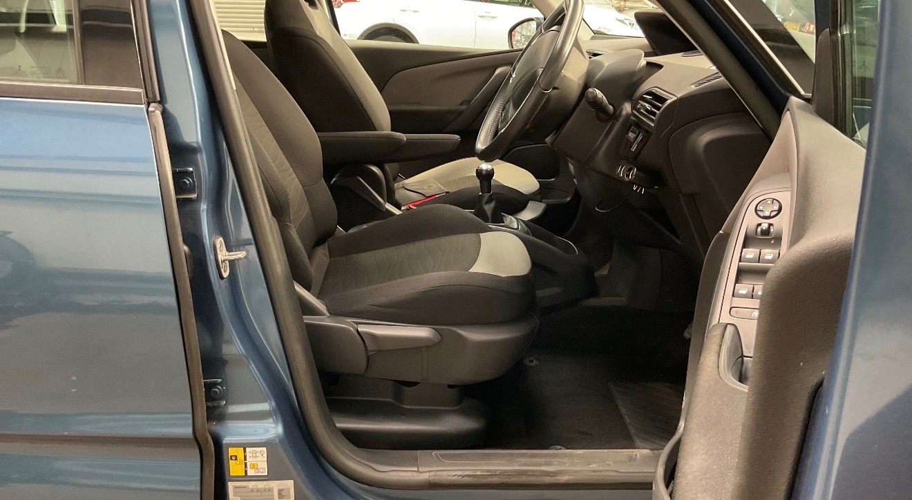 Used Citroen C4 Picasso 2014 for sale - 77610139: Photo 9