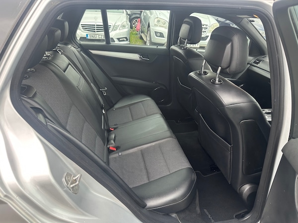 Used Mercedes-Benz C Class 2009 for sale - 76266304: Photo 10