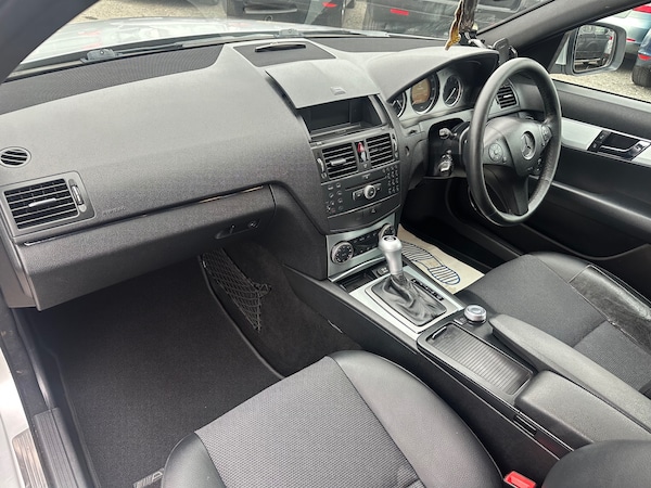 Used Mercedes-Benz C Class 2009 for sale - 76266304: Photo 15