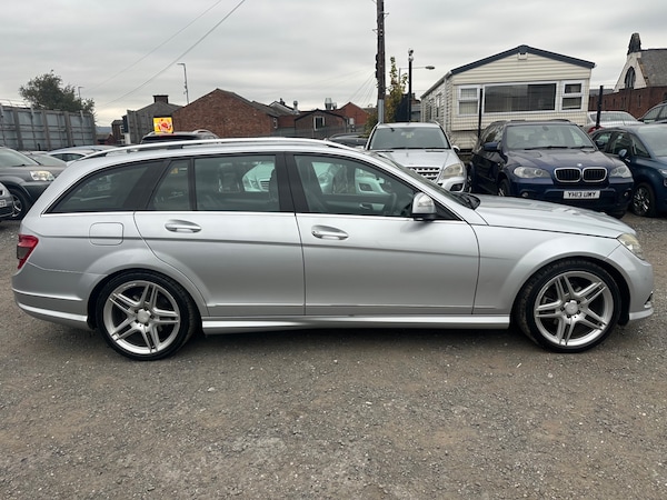 Used Mercedes-Benz C Class 2009 for sale - 76266304: Photo 8
