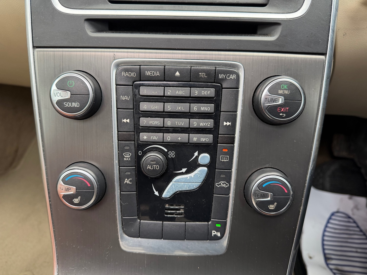 Used Volvo S60 2011 for sale - 77270799: Photo 19