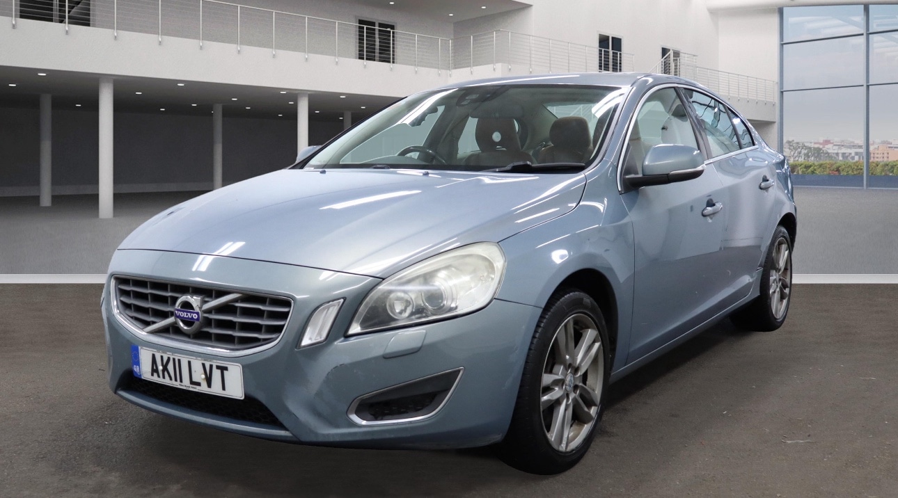 Used Volvo S60 2011 for sale - 77270799: Photo 2