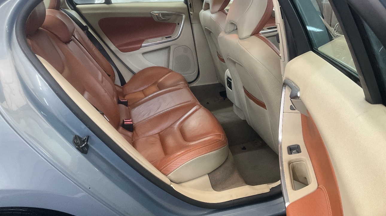 Used Volvo S60 2011 for sale - 77270799: Photo 8